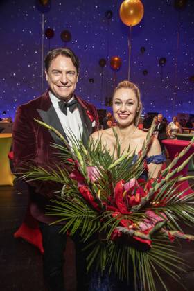 ABB HOPEGALA- Benjamin Bieneck und Ruth Moschner Moderatoren Duo Blumenstrauss bei der Hope Gala 2026 Party im Schauspielhaus Dresden am 10.10.2026 in Dresden Sachsen Deutschland
