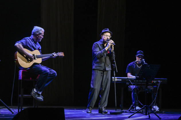 ABB HOPEGALA- Jan Josef Liefers Auftritt Singen Buehne bei der Hope Gala 2026 im Schauspielhaus Dresden am 10.10.2026 in Dresden Sachsen Deutschland