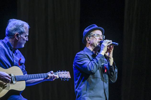 ABB HOPEGALA- Jan Josef Liefers Auftritt Singen Buehne bei der Hope Gala 2026 im Schauspielhaus Dresden am 10.10.2026 in Dresden Sachsen Deutschland
