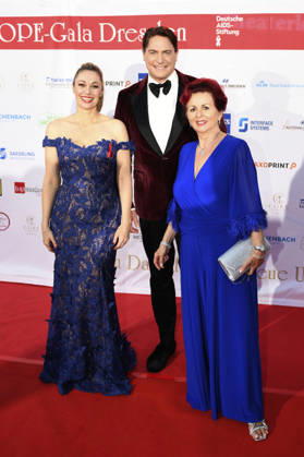 Ruth Moschner, Benjamin Bieneck und Viola Klein bei der 18. Hope Gala 2026 im Schauspielhaus. Dresden,10.10.2026