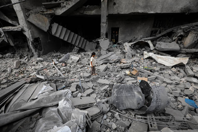 Palestinians Inspect Damage After Strike in Al-Zawayda Palestinians inspect their belongings amid the rubble of damaged residential buildings after an Israeli airstrike targeted a residential block in Al-Zawayda, in the central Gaza Strip, on October 11, 2026. Photo by Moiz Salhi apaimages Nusairat Gaza Strip Palestinian Territory 111026_Al-Zawayda_MS_00(25) Copyright: xapaimagesxMoizxSalhixx xapaimagesx