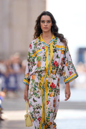 Lisbon Fashion Week in Lisboa, Portugal - 10 Oct 2026 A model walks the runway during Carlos Gil fashion show at ModaLisboa Priority, Lisbon Fashion Week in Lisboa. Lisbon Portugal Copyright: xBrunoxdexCarvalhox xSOPAxImagesx brunodecarvalho_modalisboapriority-2053