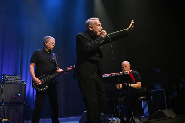 ˜Gene™ performing at Roundhouse, London LONDON, ENGLAND - OCTOBER 10: Kevin Miles, Martin Rossiter and Mick Talbot of ˜Gene™ performing at Roundhouse, Chalk Farm on October 10 in London, England. CAP MAR MAR Great Britain UK Copyright: xMartinxHarris CapitalxPicturesx