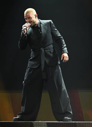 HOLLYWOOD FL - OCTOBER 10: Ricky Martin performs during the Ricky Martin Live 2026 Tour at Hard Rock Live at the Seminole Hard Rock Hotel & Casino on October 10, 2026 in Hollywood, Florida. Copyright: xmpi10x