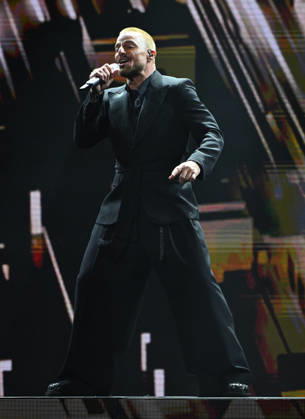 HOLLYWOOD FL - OCTOBER 10: Ricky Martin performs during the Ricky Martin Live 2026 Tour at Hard Rock Live at the Seminole Hard Rock Hotel & Casino on October 10, 2026 in Hollywood, Florida. Copyright: xmpi10x