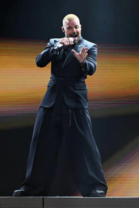 HOLLYWOOD FL - OCTOBER 10: Ricky Martin performs during the Ricky Martin Live 2026 Tour at Hard Rock Live at the Seminole Hard Rock Hotel & Casino on October 10, 2026 in Hollywood, Florida. Copyright: xmpi10x