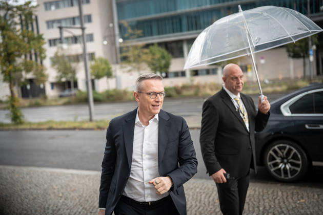 Bundesminister für Digitales und Staatsmodernisierung, Karsten Wildberger, bei seiner Ankunft;Präsidiumsklausurtagung der CDU Deutschlands in Berlin, Oktober 2026, Berlin Berlin Deutschland Konrad-Adenauer-Haus