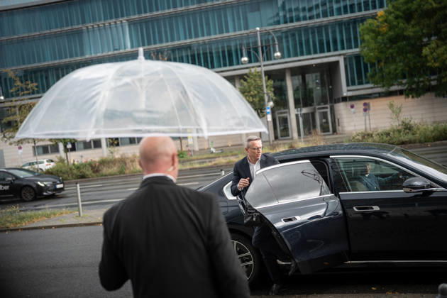 Bundesminister für Digitales und Staatsmodernisierung, Karsten Wildberger, bei seiner Ankunft;Präsidiumsklausurtagung der CDU Deutschlands in Berlin, Oktober 2026, Berlin Berlin Deutschland Konrad-Adenauer-Haus