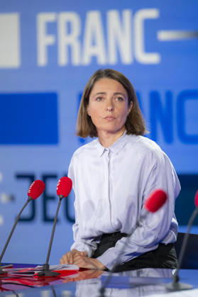 CGT General Secretary Sophie Binet Franc Jeu - Paris CGT General Secretary Sophie Binet during an interview at Franc Jeu on France 2 channel in Paris, France on October 11, 2026.Photo by Eliot Blondet ABACAPRESS.COM Paris France France  Copyright: xBlondetxEliot ABACAx