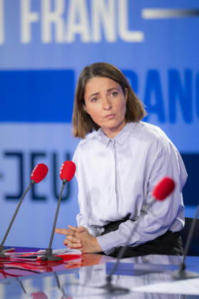 CGT General Secretary Sophie Binet Franc Jeu - Paris CGT General Secretary Sophie Binet during an interview at Franc Jeu on France 2 channel in Paris, France on October 11, 2026.Photo by Eliot Blondet ABACAPRESS.COM Paris France France  Copyright: xBlondetxEliot ABACAx