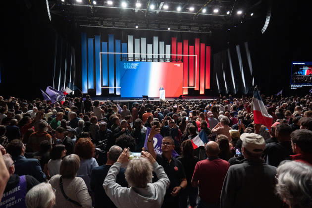 Jean-Luc Melenchon s Presidential Campaign Rally - Cournon-d’Auvergne La France Insoumise (LFI) candidate in 2027 presidential election in France Jean-Luc Melenchon speaks during a campaign rally in Cournon-d Auvergne in the Puy-de-Dome department on October 11, 2026. Photo by Fanny Reynaud ABACAPRESS.COM Clermont-Ferrand Auvergne, auvergne rhône alpes France  Copyright: xReynaudxFanny ABACAx