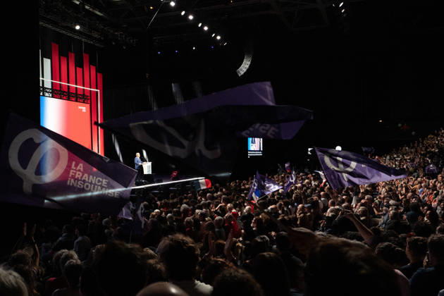 Jean-Luc Melenchon s Presidential Campaign Rally - Cournon-d’Auvergne General view of the crowded arena as Jean-Luc Melenchon candidate of La France insoumise LFI for the 2027 French presidential election took the floor at the Zenith d Auvergne in Cournon-d Auvergne near Clermont-Ferrand in the Puy-de-Dome department in France on October 11, 2026. About 10000 people attended the rally focused on youth according to an estimate on site. Photo by Fanny Reynaud ABACAPRESS.COM Clermont-Ferrand Auvergne, auvergne rhône alpes France  Copyright: xReynaudxFanny ABACAx