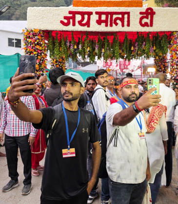 RECORD DATE NOT STATED Hindu Devotees Gather at the Mata Vaishno Devi Shrine Katra, Oct 11 (ANI): Hindu devotees pose for a picture during their journey on the occasion of Shardiya Navratri to seek the blessings of Goddess Durga at the Mata Vaishno Devi Temple, in Katra on Sunday. Katra Jammu and Kashmir India Copyright: xANIx ANI_20261011165