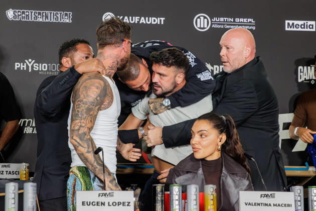 11.10.2026. Essen. Yasin Cilingir im Tumult bei der Pressekonferenz zum Fame Fighting 4 Promiboxen. Essen Atlantic Hotel Nordrhein-Westfalen Deutschland
