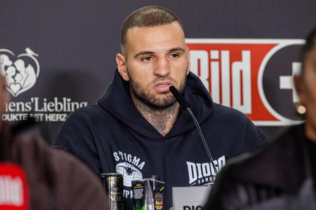 11.10.2026. Essen. Diogo Sangre bei der Pressekonferenz zum Fame Fighting 4 Promiboxen. Essen Atlantic Hotel Nordrhein-Westfalen Deutschland