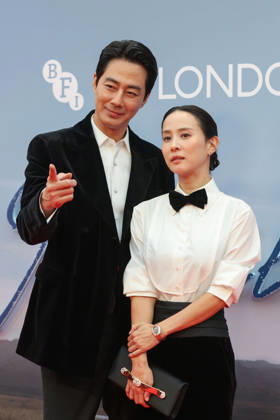 Possible Love premiere at BFI London Film Festival LONDON, UNITED KINGDOM - OCTOBER 11: South Korean actors Cho Yeo-jeong (R) and Zo In-sung (L) attend the premiere of Possible Love during the 70th BFI London Film Festival in London, United Kingdom on October 11, 2026. Zeynep Demir Anadolu London United Kingdom. Editorial use only. Please get in touch for any other usage.  Copyright: x2026xAnadoluxZeynepxDemirx