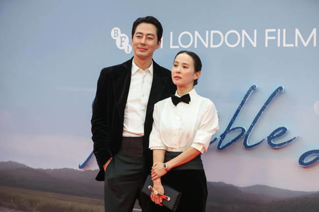 Possible Love premiere at BFI London Film Festival LONDON, UNITED KINGDOM - OCTOBER 11: South Korean actors Cho Yeo-jeong (R) and Zo In-sung (L) attend the premiere of Possible Love during the 70th BFI London Film Festival in London, United Kingdom on October 11, 2026. Zeynep Demir Anadolu London United Kingdom. Editorial use only. Please get in touch for any other usage.  Copyright: x2026xAnadoluxZeynepxDemirx