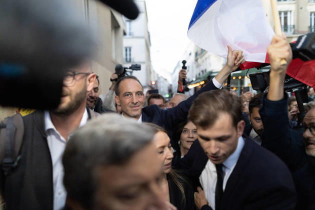 Raphael Glucksmann wins the Socialist and Democratic Left primary - Paris Candidate in the Socialist (PS) and centre-left Place Publique (PP) parties primary Raphael Glucksmann arrives after the announcement of the result for the first round of voting in the primary organized by the Socialist Party, Place Publique (PP), and the Republican and Socialist Left, ahead of France s 2027 presidential election, in Paris on October 11, 2026. Candidate in the Socialist (PS) and centre-left Place Publique (PP) parties primary ahead of France s 2027 presidential election and MEP Raphaël Glucksmann was elected on October 11, 2026. Photo by Raphael Lafargue ABACAPRESS.COM Paris France  Copyright: xLafarguexRaphael ABACAx