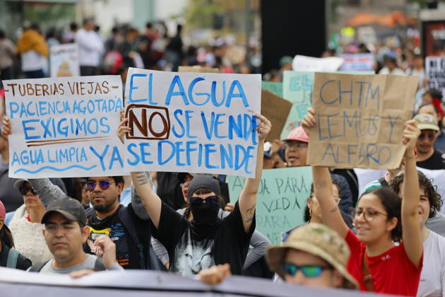 Guadalajara residents take to streets demanding clean and safe water GUADALAJARA, MEXICO - OCTOBER 11: Demonstrators march through the streets of Guadalajara, Jalisco state, Mexico, demanding clean and safe water during a massive rally on October 11, 2026. Thousands of residents mobilized to protest the severe contamination affecting the metropolitan area s drinking water supply, demanding an urgent response from local and state authorities. Stringer Anadolu Guadalajara Mexico. Editorial use only. Please get in touch for any other usage.  Copyright: x2026xAnadoluxStringerx