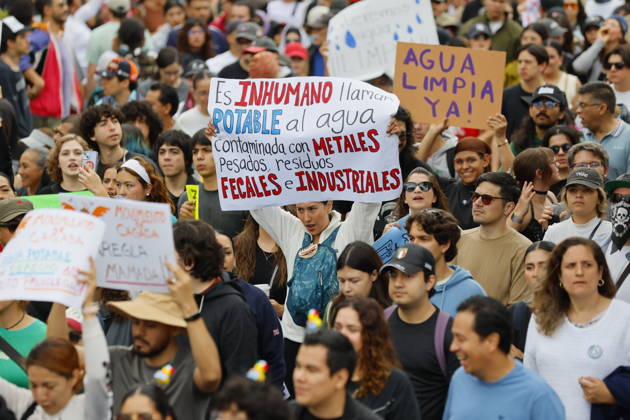 Guadalajara residents take to streets demanding clean and safe water GUADALAJARA, MEXICO - OCTOBER 11: Demonstrators march through the streets of Guadalajara, Jalisco state, Mexico, demanding clean and safe water during a massive rally on October 11, 2026. Thousands of residents mobilized to protest the severe contamination affecting the metropolitan area s drinking water supply, demanding an urgent response from local and state authorities. Stringer Anadolu Guadalajara Mexico. Editorial use only. Please get in touch for any other usage.  Copyright: x2026xAnadoluxStringerx