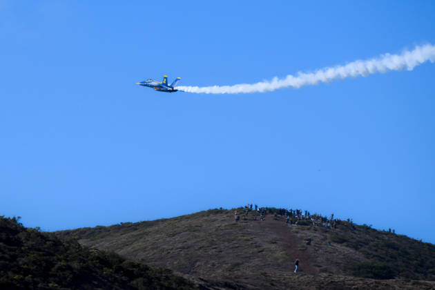 Fleet Week Air Show in San Francisco SAN FRANCISCO, CALIFORNIA - OCTOBER 11: US Navy Blue Angels fly over San Francisco Bay during the Fleet Week Air Show in San Francisco, California, United States on October 11, 2026. Tayfun Coskun Anadolu California United States. Editorial use only. Please get in touch for any other usage.  Copyright: x2026xAnadoluxTayfunxCoskunx