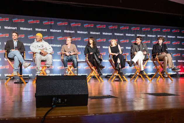 October 11, 2026, New York, New York, United States: (L-R) Byron Balasco, LL COOL J, Scott Caan, Jennifer Beals, Jacqueline Byers, Shane Harper, Devin Druid speak at a panel discussion for CBS new series NCIS: NEW YORK.during New York Comic Con 2026 at The Jacob K. Javits Convention Center on October 11, 2026 in New York City. New York United States - ZUMAs197 20261011_aaa_s197_350 Copyright: xRonxAdarx