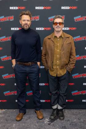 October 11, 2026, New York, New York, United States: (L-R) Joel McHale and Jon Hamm attend a FOX Entertainment s panel discussion Fox Comedy Panel With Jon Hamm & Joel McHale.during New York Comic Con 2026 at The Jacob K. Javits Convention Center on October 11, 2026 in New York City. New York United States - ZUMAs197 20261011_aaa_s197_395 Copyright: xRonxAdarx