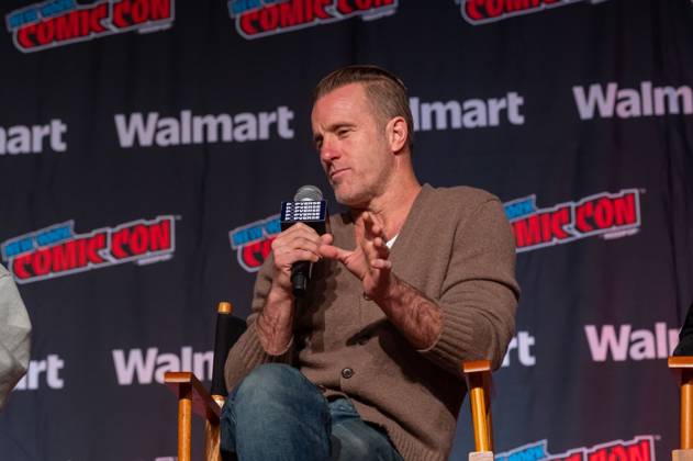 October 11, 2026, New York, New York, United States: Scott Caan speaks at a panel discussion for CBS new series NCIS: NEW YORK.during New York Comic Con 2026 at The Jacob K. Javits Convention Center on October 11, 2026 in New York City. New York United States - ZUMAs197 20261011_aaa_s197_429 Copyright: xRonxAdarx