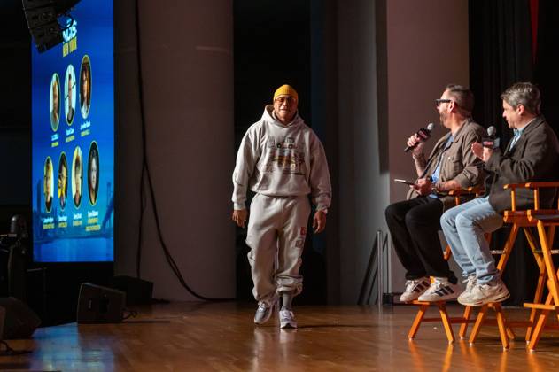 October 11, 2026, New York, New York, United States: LL COOL J attends a panel discussion for CBS new series NCIS: NEW YORK.during New York Comic Con 2026 at The Jacob K. Javits Convention Center on October 11, 2026 in New York City. New York United States - ZUMAs197 20261011_aaa_s197_434 Copyright: xRonxAdarx