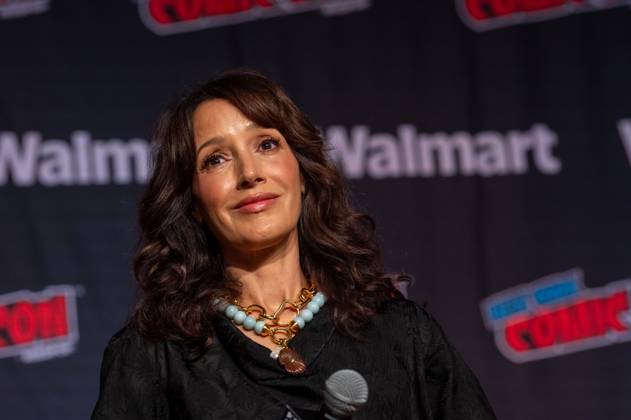 October 11, 2026, New York, New York, United States: Jennifer Beals speaks at a panel discussion for CBS new series NCIS: NEW YORK.during New York Comic Con 2026 at The Jacob K. Javits Convention Center on October 11, 2026 in New York City. New York United States - ZUMAs197 20261011_aaa_s197_485 Copyright: xRonxAdarx