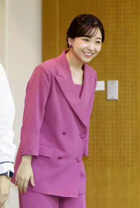 Entertainment Bilder des Tages #2 Princess Kako at girl scouts event Japan s Princess Kako visits an event organized by the Girl Scouts of Japan in Tokyo on Oct. 11, 2026. (Pool photo)  A14AA0005630621P