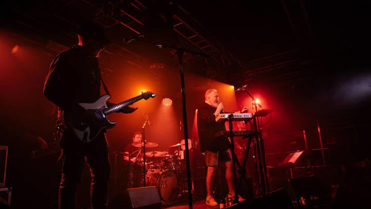 Arab Strap live at The Liquid Room in Edinburgh, Scotland, on 11 October 2026 Arab Strap perform live at The Liquid Room in Edinburgh, Scotland, on 11 October 2026. The celebrated Falkirk duo brought their distinctive blend of spoken-word storytelling and atmospheric indie rock to an enthusiastic sold-out crowd., Credit:Phillip Allwright Avalon  Copyright: xPhillipxAllwrightx xAvalonx 1142495369