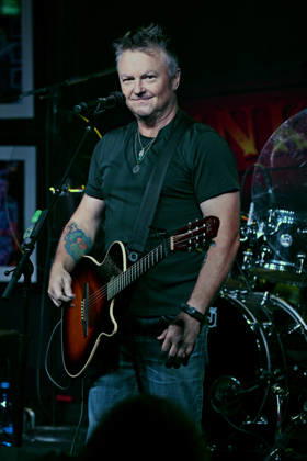 BOCA RATON - OCTOBER 11: Edwin McCain performs at The Funky Biscuit on October 11, 2026 in Boca Raton, Florida. Copyright: xmpi04MediaPunchx