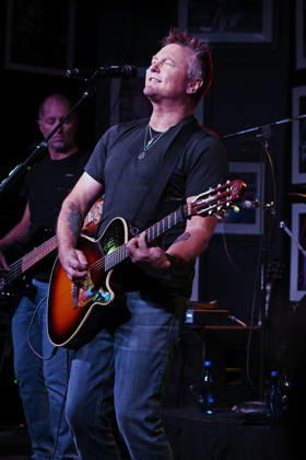 BOCA RATON - OCTOBER 11: Edwin McCain performs at The Funky Biscuit on October 11, 2026 in Boca Raton, Florida. Copyright: xmpi04MediaPunchx