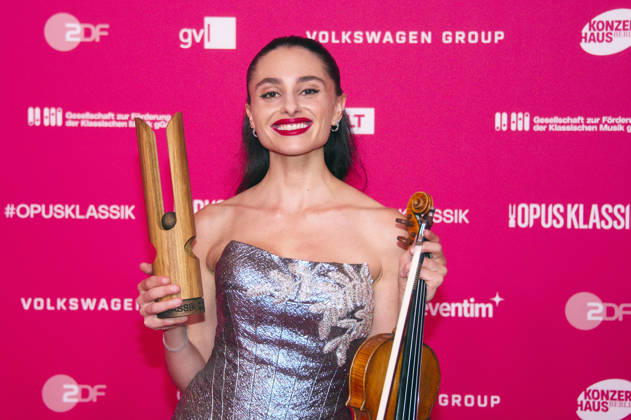 Esther Abrami bei der Verleihung des Opus Klassik 2026 im Konzerthaus am Gendarmenmarkt. Berlin, 11.10.2026