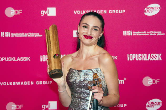 Esther Abrami bei der Verleihung des Opus Klassik 2026 im Konzerthaus am Gendarmenmarkt. Berlin, 11.10.2026