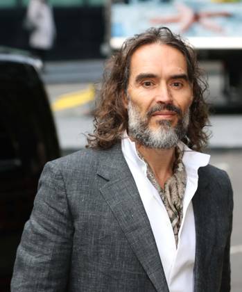 Russell Brand attends preliminary hearing on rape and sexual assault charges LONDON, UNITED KINGDOM - OCTOBER 12: Russell Brand, accompanied by his wife Laura Brand (not seen), arrives at Southwark Crown Court in London, United Kingdom, for a preliminary hearing over rape and sexual assault charges against him, on October 12, 2026. Zeynep Demir Anadolu London United Kingdom. Editorial use only. Please get in touch for any other usage.  Copyright: x2026xAnadoluxZeynepxDemirx