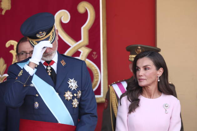 October 12 Parade for Hispanic Heritage Day King Felipe VI and Queen Letizia during the solemn ceremony honoring the national flag and the military parade on October 12, Hispanic Heritage Day, at Plaza de Cánovas del Castillo, on October 12, 2026, in Madrid, Spain. The events begin with the raising of the flag and are followed by a tribute to those who gave their lives for the country. Subsequently, the military air and ground parades begin. Approximately 4,400 members of the Armed Forces, the security forces, and various civilian public institutions are participating this year in the parade presided over by the King and Queen. The aerial parade featured 50 fighter, training, and transport aircraft, as well as around 30 helicopters. On the Copyright: xEduardoxParrax 7840583