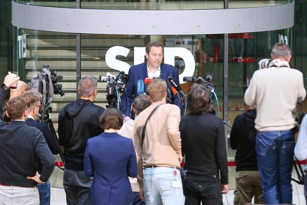 Berlin, Deutschland, 12.10.2026: Willy-Brandt-Haus: Pressekonferenz nach Vorstandssitzung: Bundesminister der Finanzen Lars Klingbeil (SPD) Copyright: xdtsxNachrichtenagenturx dts_138238