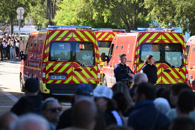 NEWS : Le principal d un college et une professeure blessÃ s par balle par un tir de fusil de chasse Ã Aubagne NEWS : Le principal du college Lakanal Ã Aubagne et une professeure blessÃ s par balle par un tir de fusil de chasse, le 12 octobre 2026. AubagneFrance  Copyright: xWilliamxCannarellax