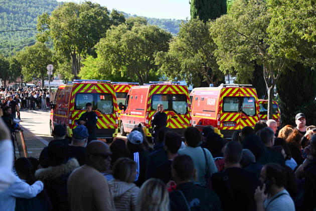 NEWS : Le principal d un college et une professeure blessÃ s par balle par un tir de fusil de chasse Ã Aubagne NEWS : Le principal du college Lakanal Ã Aubagne et une professeure blessÃ s par balle par un tir de fusil de chasse, le 12 octobre 2026. AubagneFrance  Copyright: xWilliamxCannarellax