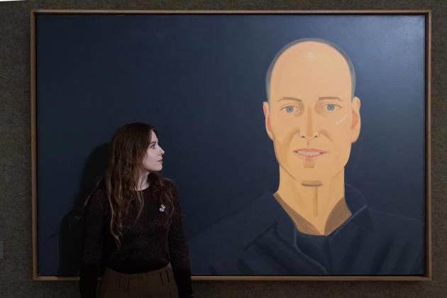 Bonhams 20th 21st Century Art Day Evening Sales Highlights Photocall - Bonhams, London, UK - 12 October, 2026 A staff member views Bill by Alex Katz (est. £140k - £180k) as part of Bonhams 20th 21st Century Art Day Evening Sales which is to go on auction from 15th - 16th October 2026 at Bonhams in London, England, UK on Monday 12 October, 2026., Credit:Justin Ng Avalon UK, England, London, Bonhams Copyright: xJustinxNgx xAvalonx 1142586605
