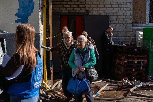 Drone attack hits residential building in Ukraine s Kharkiv, injuring 13 KHARKIV, UKRAINE - OCTOBER 12: Residents evacuate a residential building following a drone attack that injured 13 people in Kharkiv, Ukraine, on October 12, 2026. Firefighters, police officers and rescue teams arrive at the scene to assist affected residents. Carlo Bravo Anadolu Kharkiv Ukraine. Editorial use only. Please get in touch for any other usage.  Copyright: x2026xAnadoluxCarloxBravox
