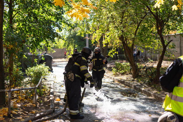 Russian drone attack hits residential building in Ukraine s Kharkiv, injuring 13 KHARKIV, UKRAINE - OCTOBER 12: Emergency responders work at the site of a drone attack that struck a residential building, injuring 13 people, in Kharkiv, Ukraine, on October 12, 2026. Firefighters, police officers and rescue teams arrive at the scene to assist residents following the attack. Carlo Bravo Anadolu Kharkiv Ukraine. Editorial use only. Please get in touch for any other usage.  Copyright: x2026xAnadoluxCarloxBravox