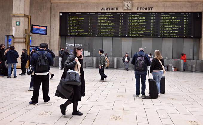 Public sector workers go on strike in Belgium BRUSSELS, BELGIUM - OCTOBER 12: Passengers are seen at the Brussels Central Station as public sector workers go on strike to protest the government s budget and austerity policies in Brussels, Belgium, on October 12, 2026. The strike disrupts railway services across the country and causes interruptions to public transportation. Dursun Aydemir Anadolu Brussels Belgium. Editorial use only. Please get in touch for any other usage.  Copyright: x2026xAnadoluxDursunxAydemirx