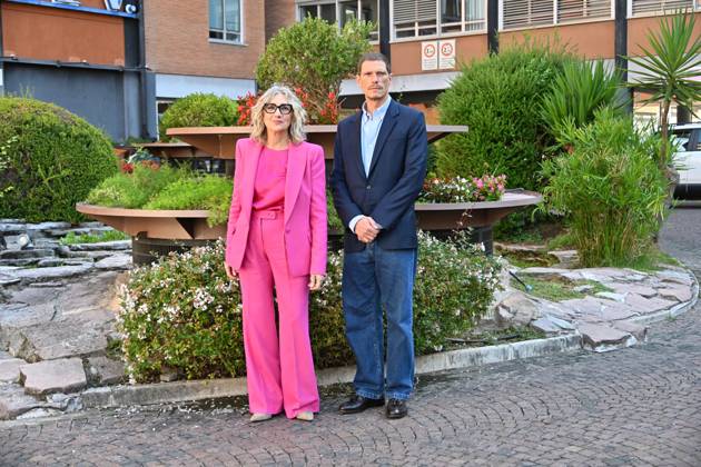 IPA89593287 - Rome: Rai Studios on Via Teulada. Photocall for the TV series Libera: The Case of Elena Palma. Pictured: Matteo Martari, Lunetta Savino  Copyright: xMaurizioxD Avanzox xMaurizioxDxAvanzox IPA89593287