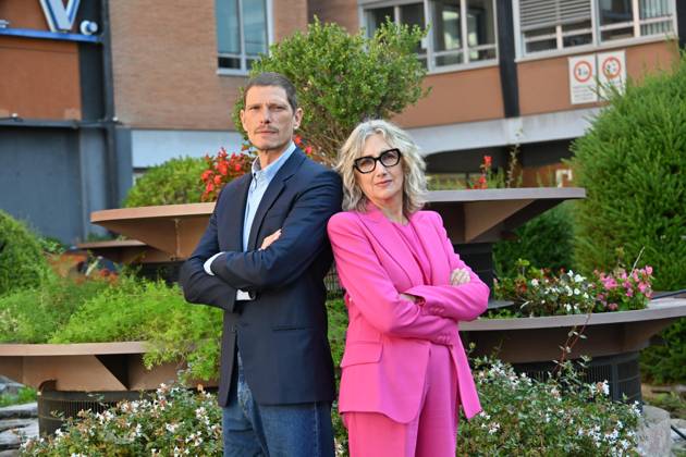 IPA89593301 - Rome: Rai Studios on Via Teulada. Photocall for the TV series Libera: The Case of Elena Palma. Pictured: Matteo Martari, Lunetta Savino  Copyright: xMaurizioxD Avanzox xMaurizioxDxAvanzox IPA89593301