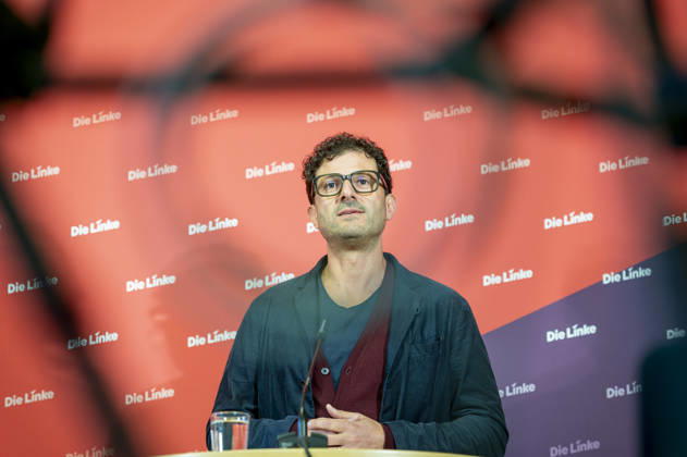 Luigi Pantisano EUR, Deutschland, Berlin, 12.10.2026: Pressekonferenz von Luigi Pantisano Vorsitzender der Partei Die Linke im Karl-Liebknecht-Haus zu aktuellen Themen.