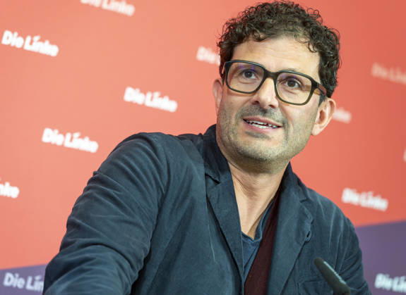Luigi Pantisano EUR, Deutschland, Berlin, 12.10.2026: Pressekonferenz von Luigi Pantisano Vorsitzender der Partei Die Linke im Karl-Liebknecht-Haus zu aktuellen Themen.