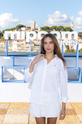 Cannes Mipcom - Tiktok Creators Photocall Ambar Driscoll attends the photocall of TIKTOK CREATORS during Cannes Mipcom 2026 in Cannes, France on October 12, 2026. Photo by Shootpix ABACAPRESS.COM Cannes France  Copyright: xShootpix ABACAx